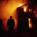 El edificio incendiado es un complejo en el que se fabricaban cámaras de seguridad. Foto: Getty Images.