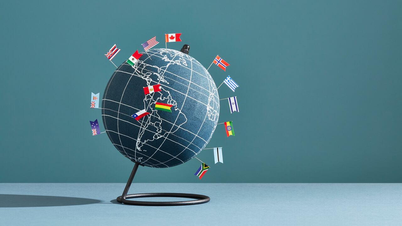 Cada vez más son las personas que buscan oportunidades en otros países.