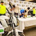 Presuntos ladrones de motos.