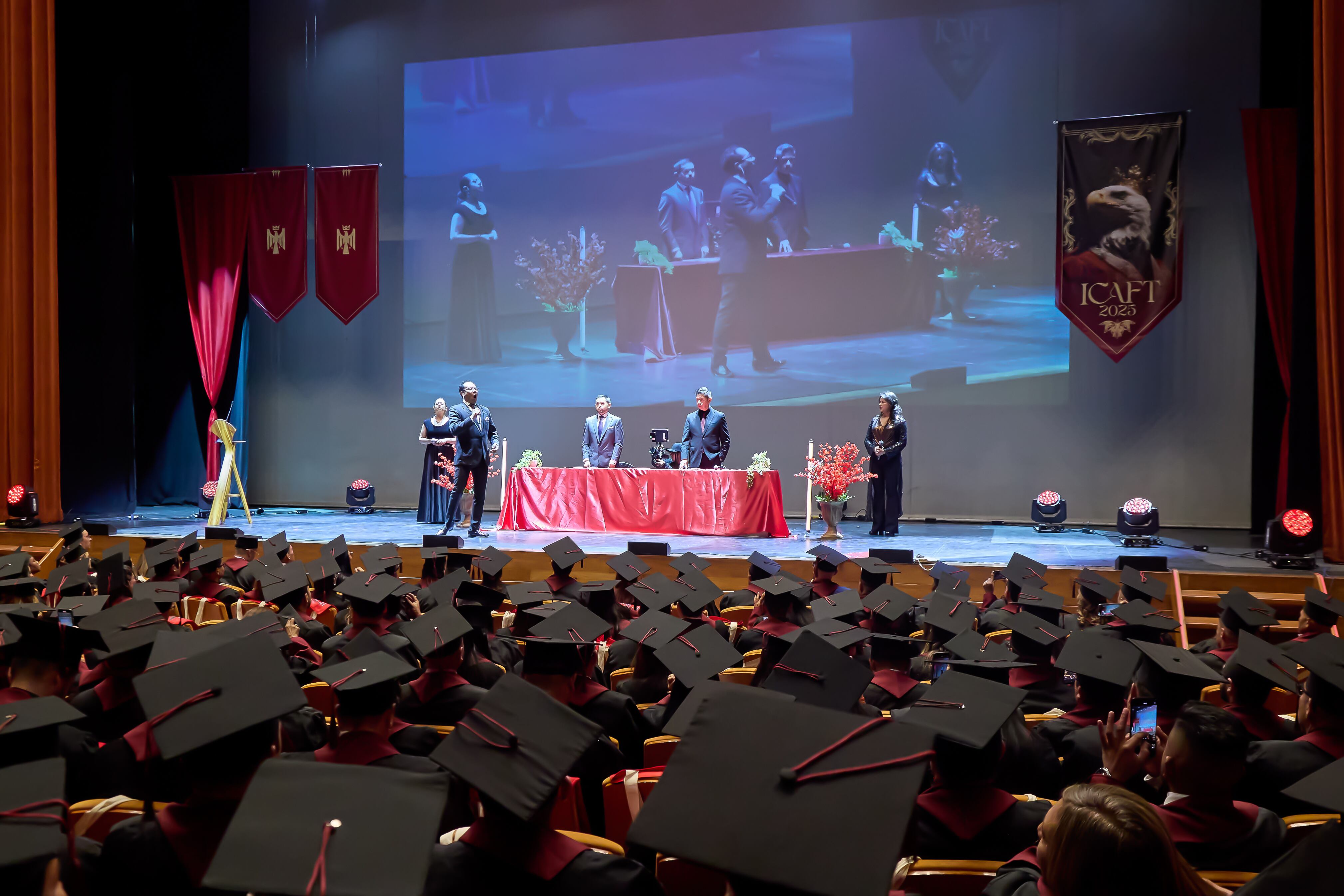 Graduandos de la Corporación Colombo Alemana de Educación Superior (ICAFT)