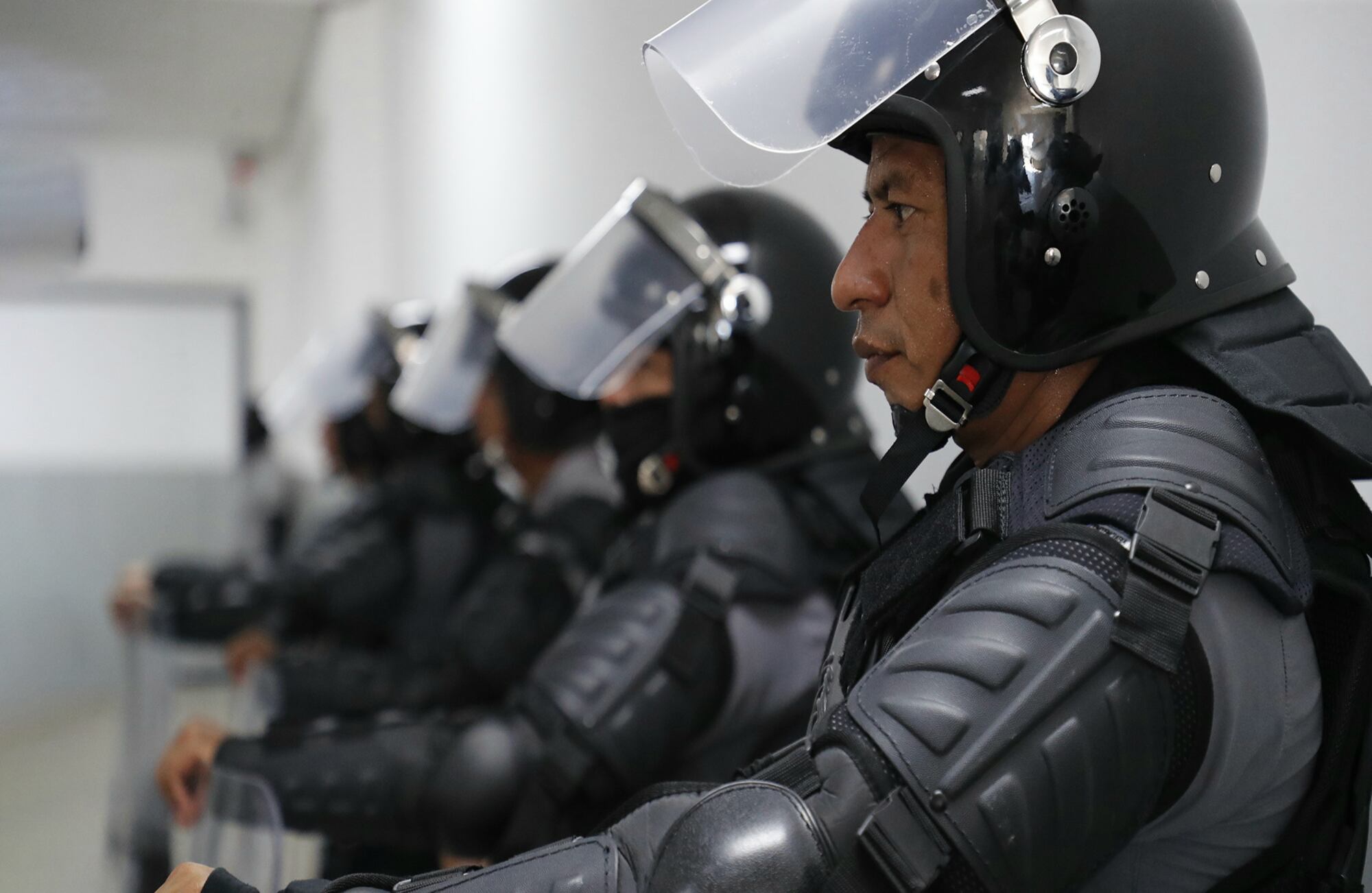 Centro de Confinamiento del Terrorismo" (CECOT)