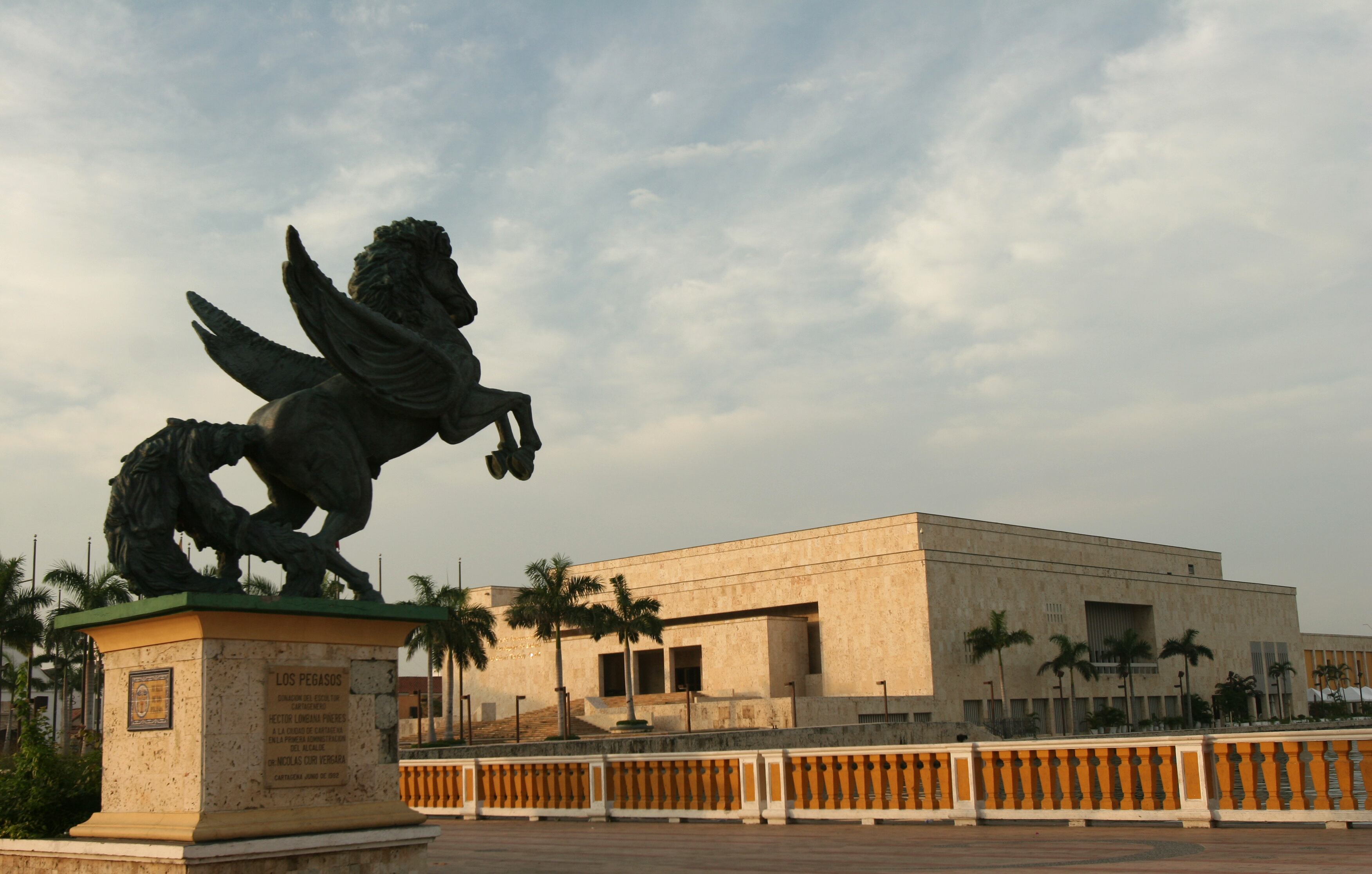 Los próximos 23, 24 y 25 de octubre llega a Cartagena +CTG2024, la novena edición de la Cumbre Latinoamericana de la Economía Creativa.