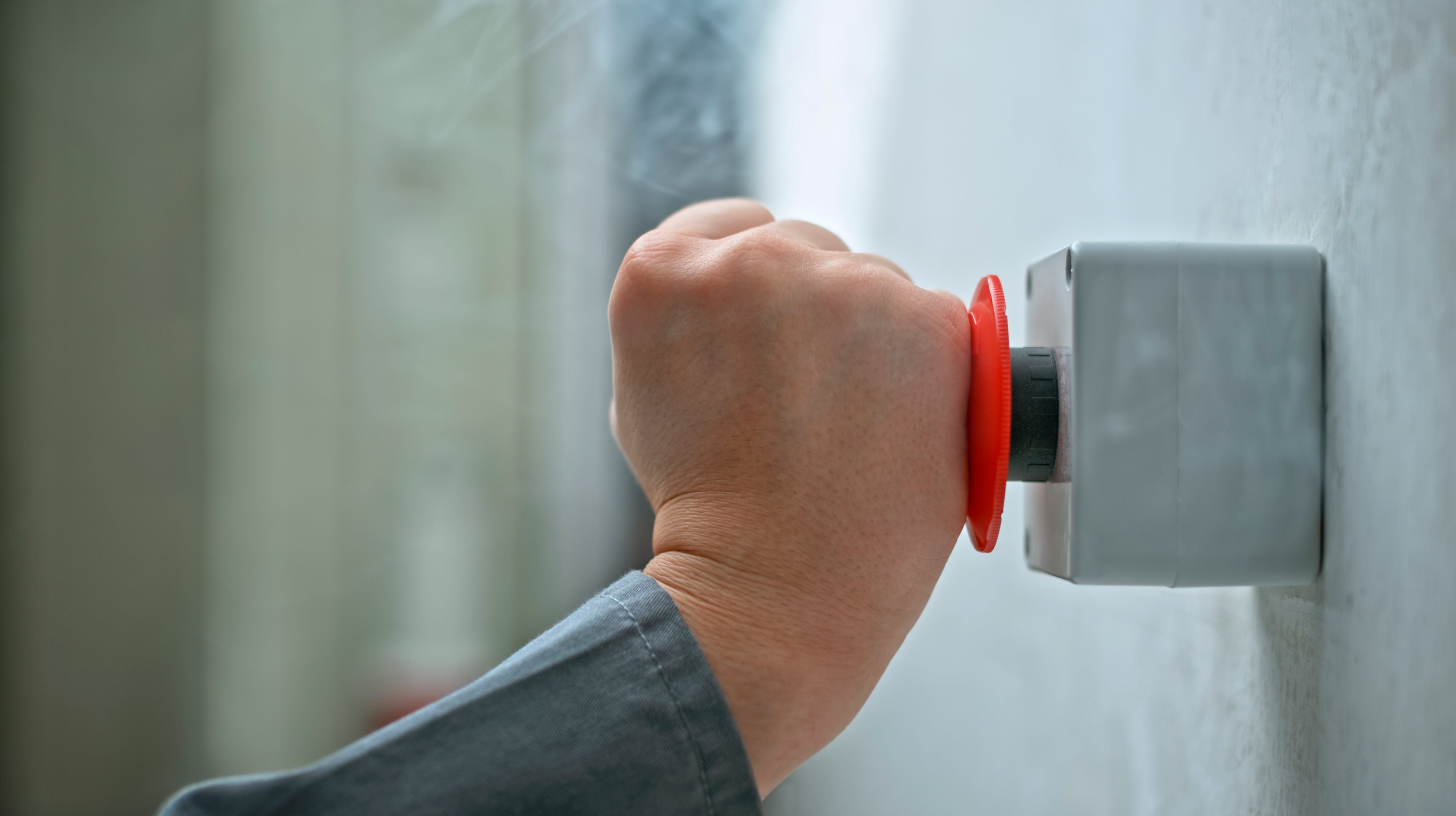 Con este timo del 'botón rojo', los estafadores buscan conseguir datos personales y bancarios.