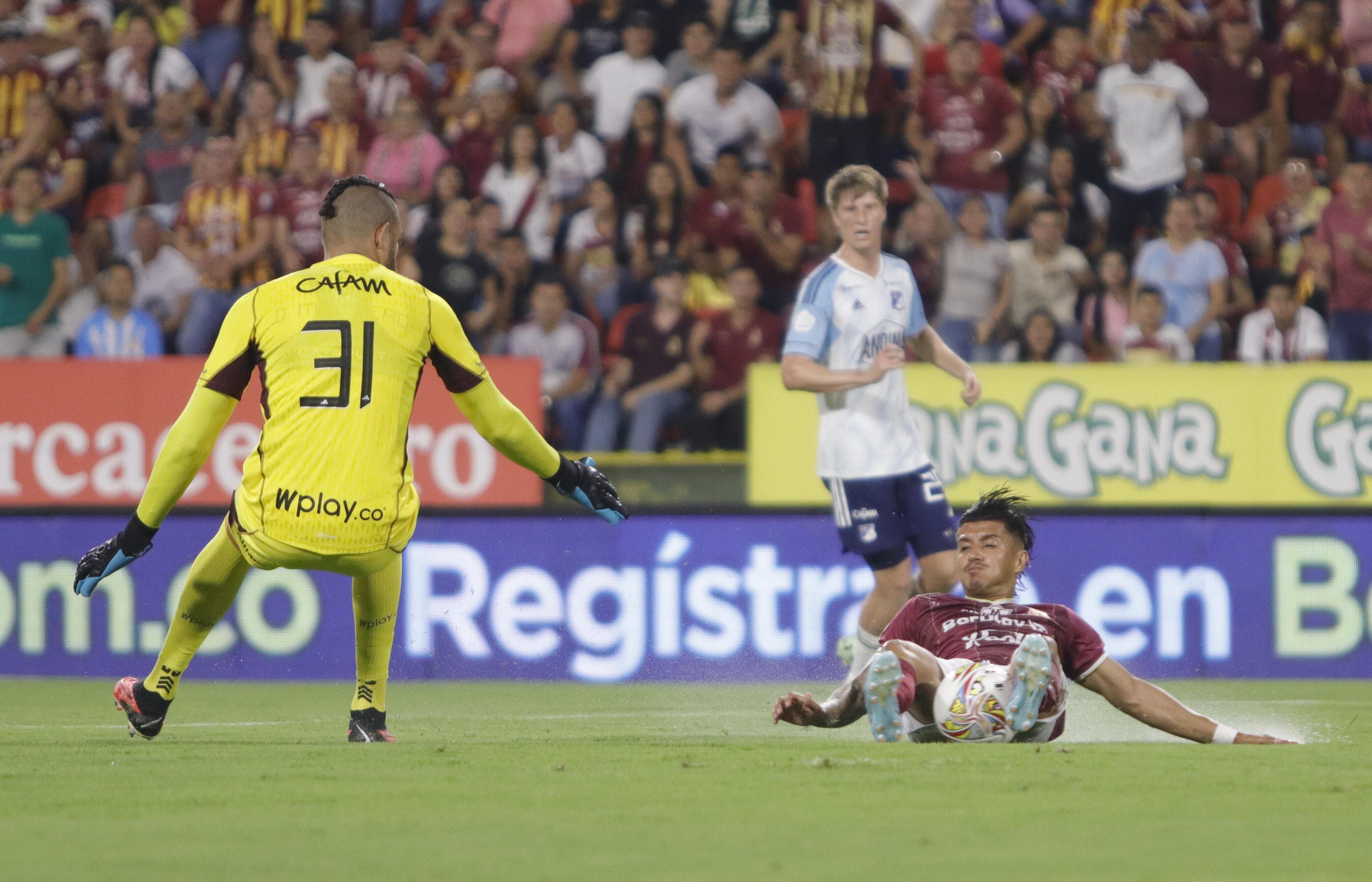 Imagen del partido entre Deportes Tolima y Millonarios por la fecha 4 del primer semestre de la Liga colombiana 2024..