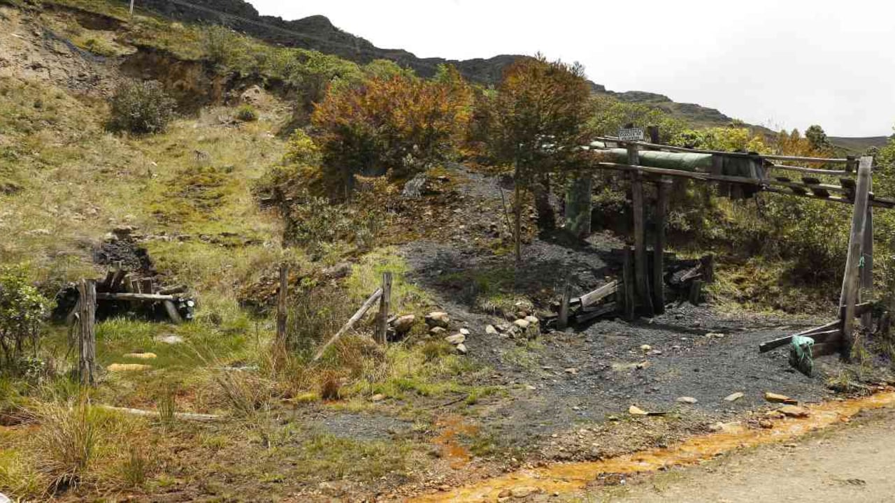 La minería de carbón es una de las principales actividades en el páramo de Pisba y una de las que quedará prohibida con la delimitación. Foto: Daniel Reina Romero/Semana Sostenible.