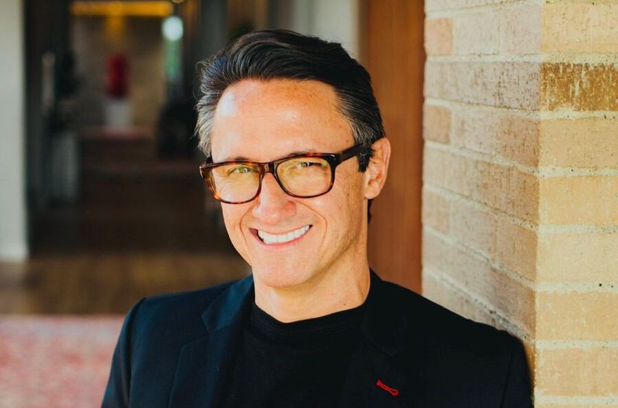 Juan Diego Gómez ha ayudado a miles de personas en educación financiera en todo el mundo.