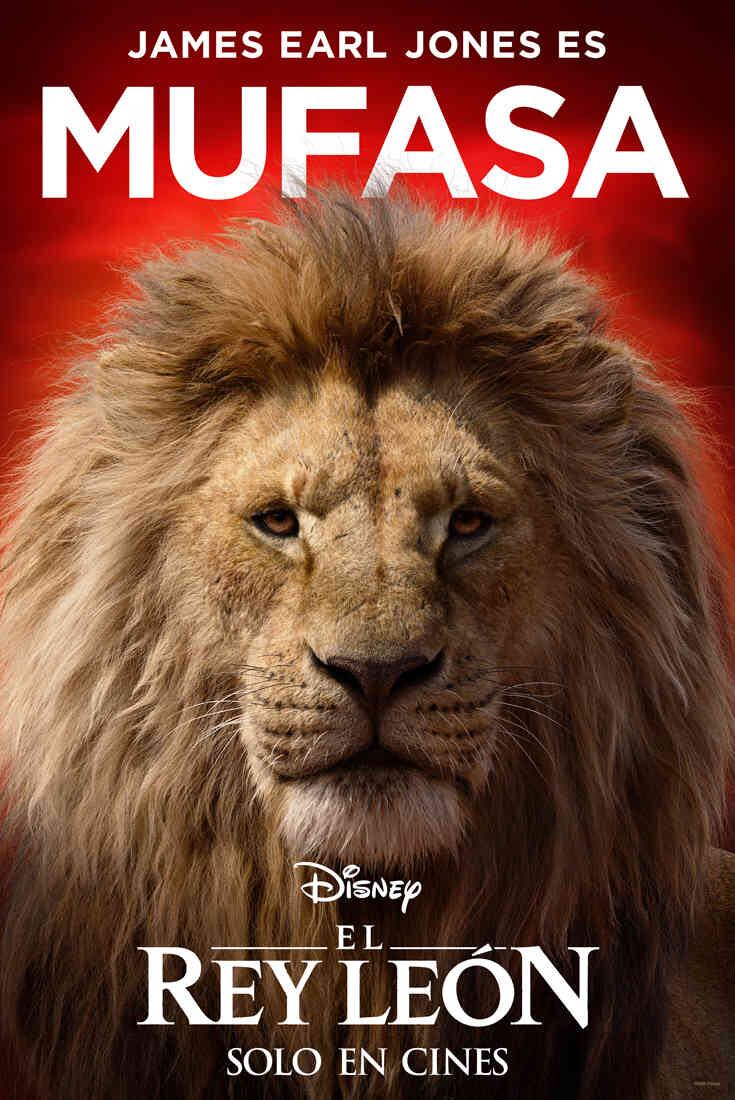 James Earl Jones vuelve a interpretar la voz del rey Mufasa, como en la película original.