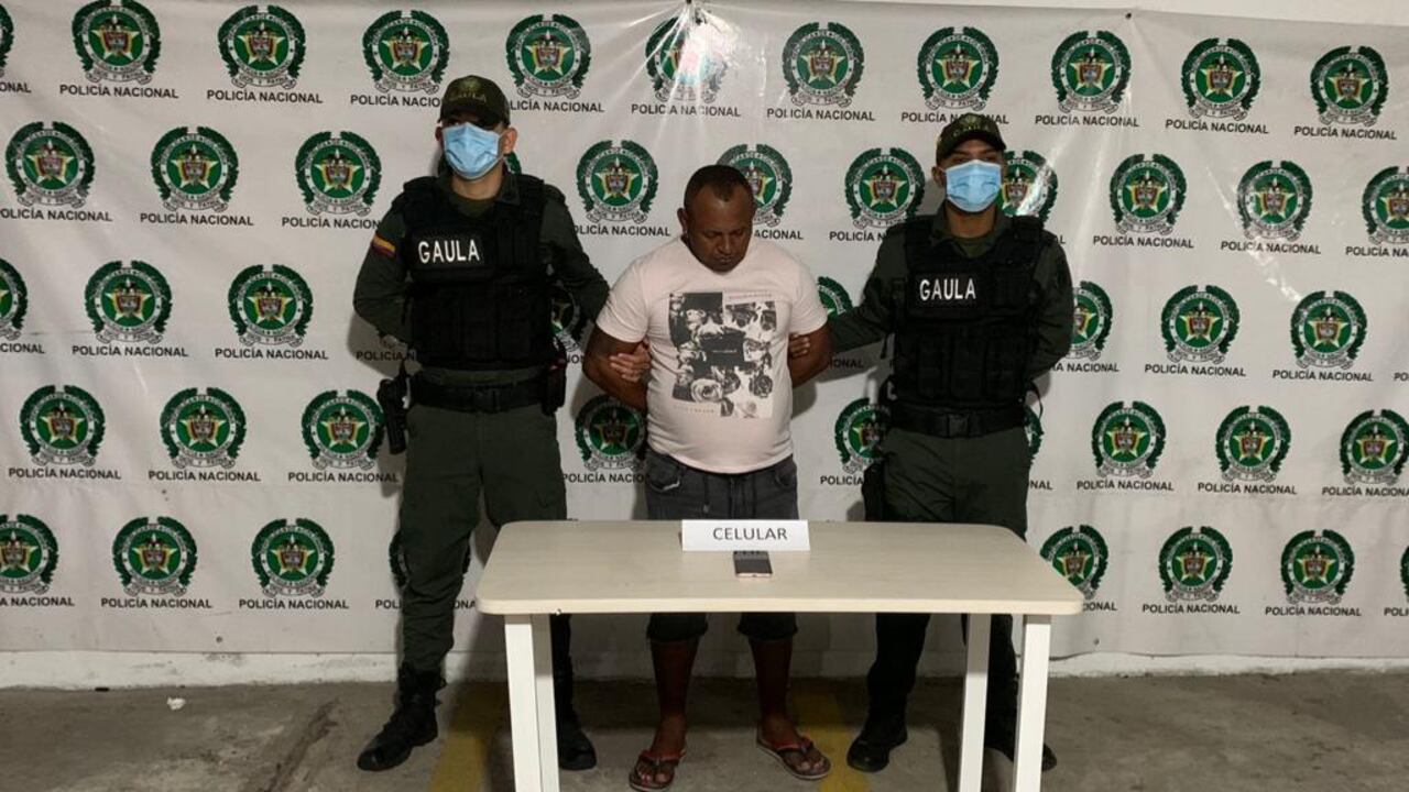Alias El Negro.