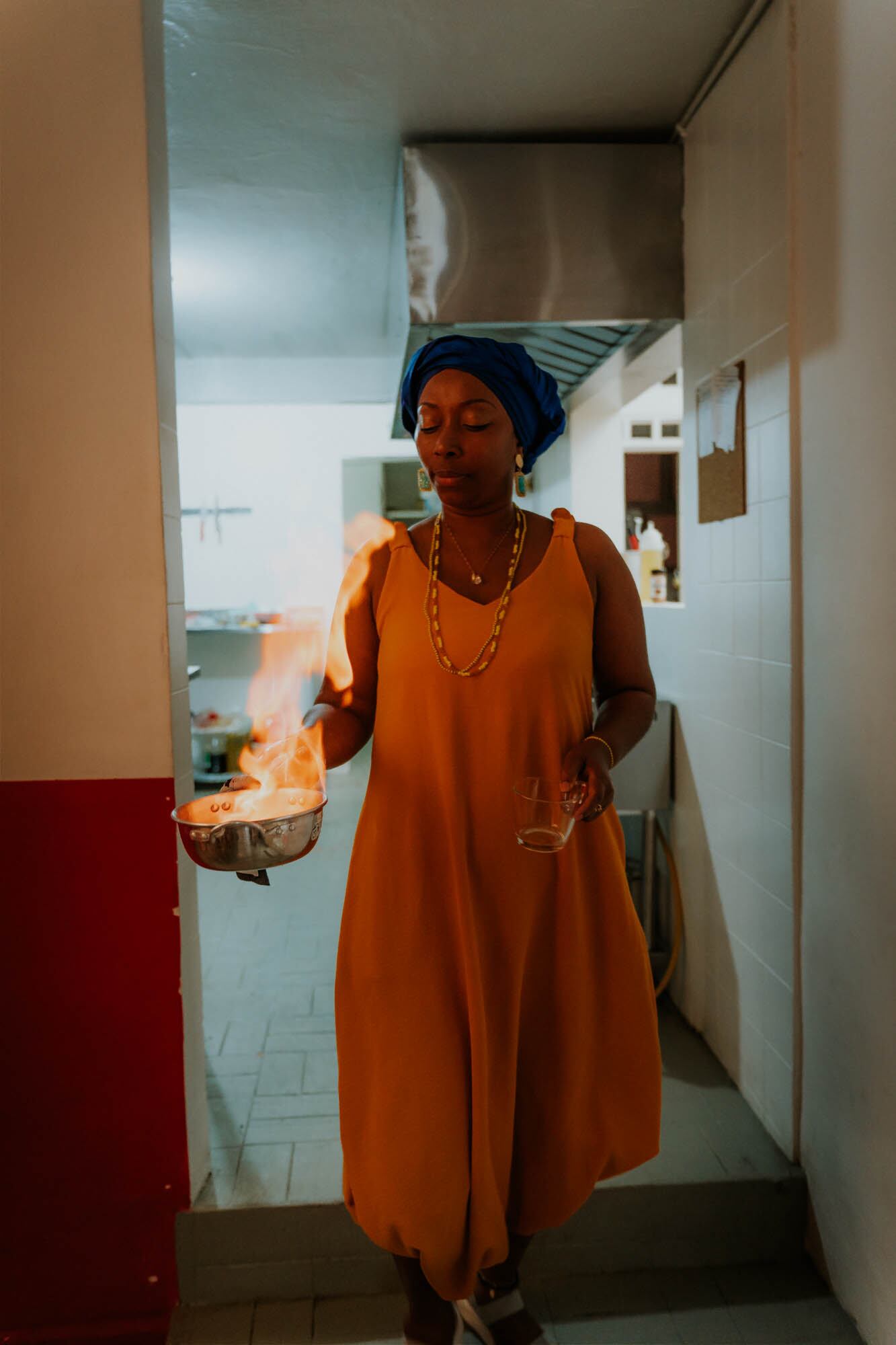 Nidia Góngora es dueña y cocinera del restaurante Viche en Positivo, ubicado en Cali.