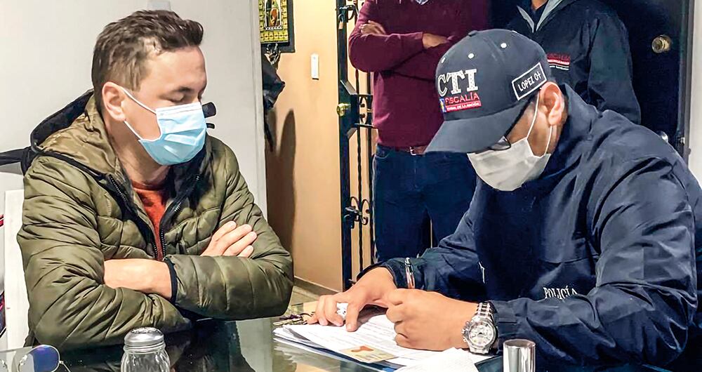  Desde el principio, Jhonier Leal era el principal sospechoso del homicidio de su hermano Mauricio y de su mamá, Marleny Hernández. Fue capturado y, aunque trató de negarlo, las pruebas lo condenaron.