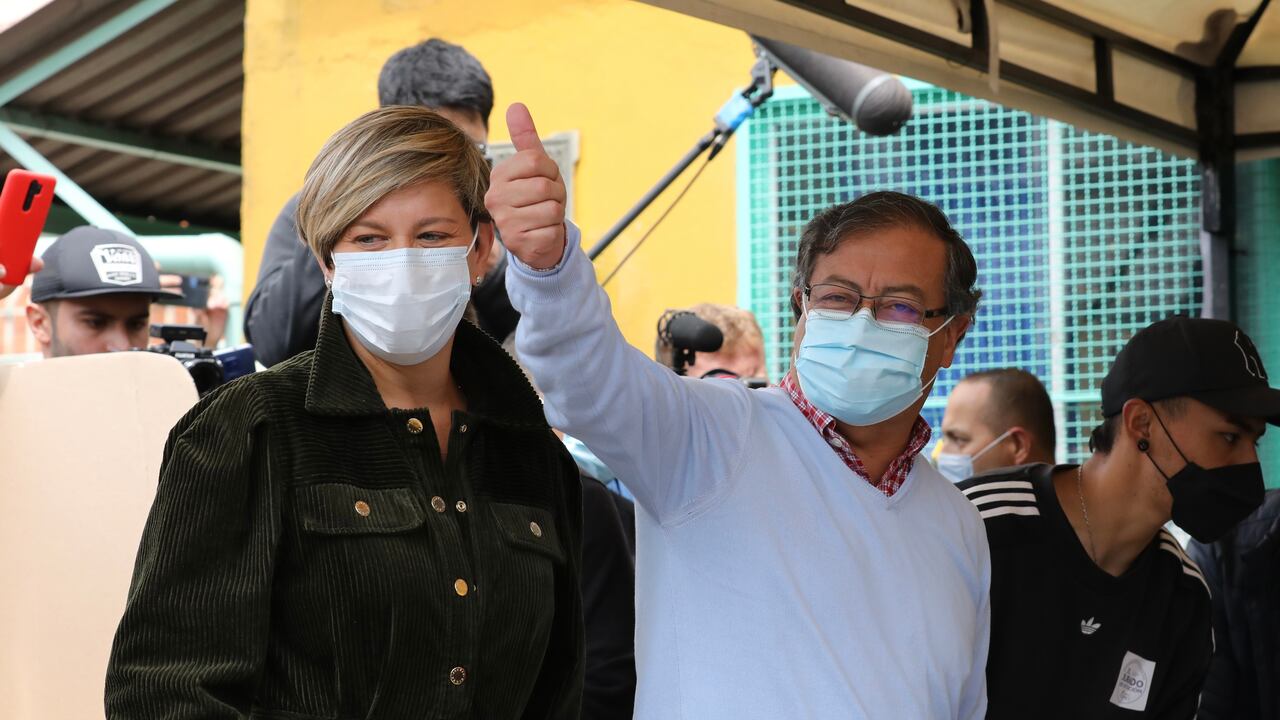 Voto Gustavo Petro , vota elecciones