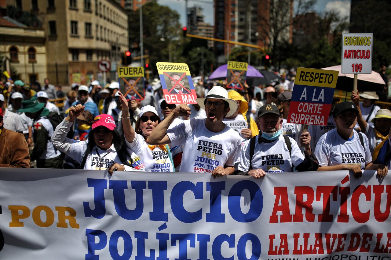 Marcha de la mayoría en contra del Gobierno del Presidente Gustavo Petro