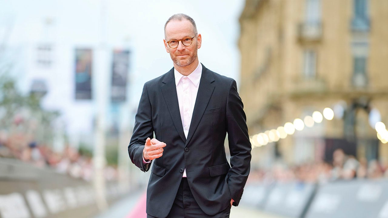 El cineasta noruego-danés completa seis películas. Y cada entrega parece más ambiciosa desde la narrativa y la hechura. 