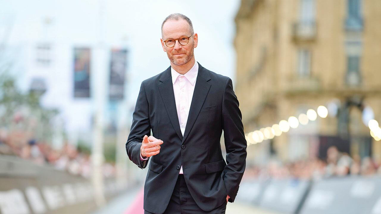 El cineasta noruego-danés completa seis películas. Y cada entrega parece más ambiciosa desde la narrativa y la hechura. 