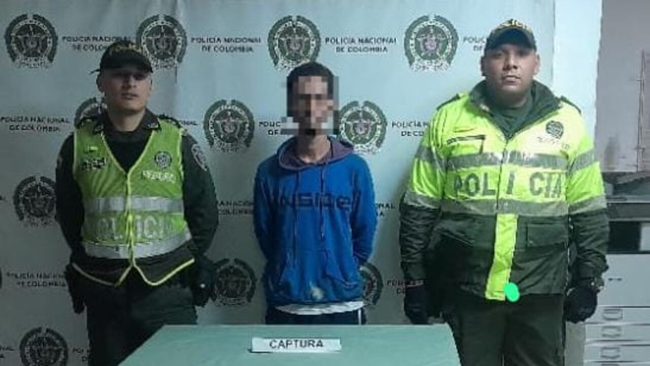 Con veladora llena de pólvora pretendían atentar a varios policías en Medellín.