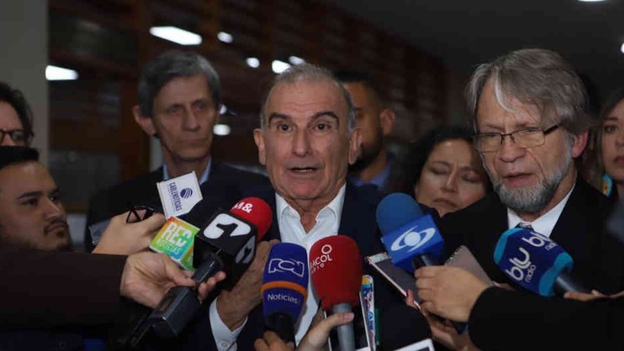 Antanas Mockus y Humberto de la Calle.