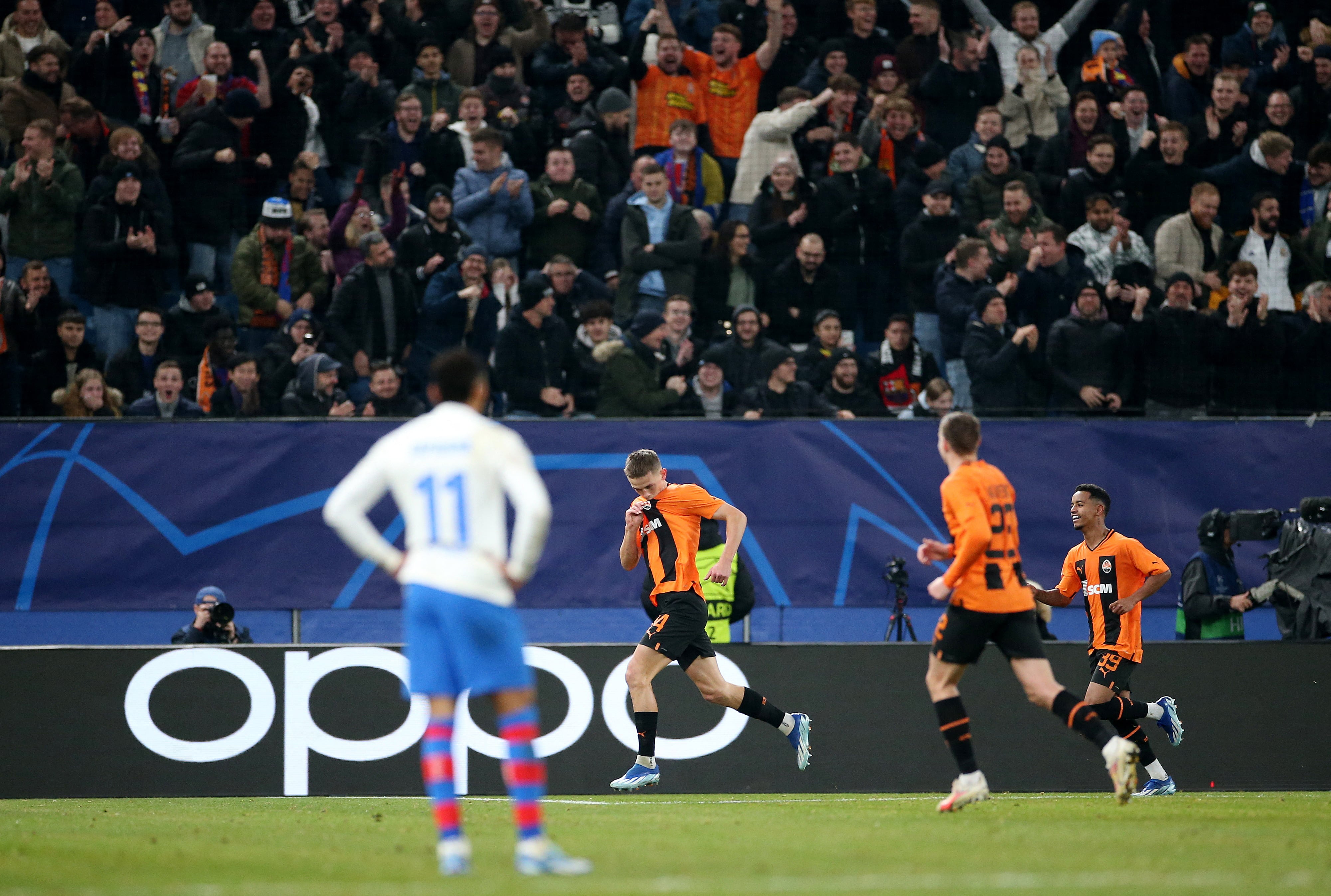 Soccer Football - Champions League - Group H - Shakhtar Donetsk v FC Barcelona - Volksparkstadion, Hamburg, Germany - November 7, 2023 Shakhtar Donetsk's Danylo Sikan celebrates scoring their first goal with teammates REUTERS/Cathrin Mueller