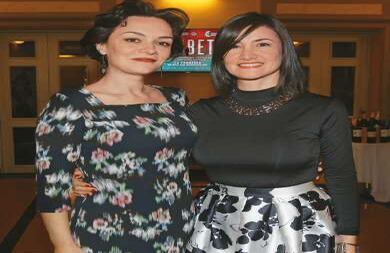 Katarina Nicolicci y Diana Toro.