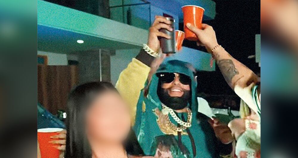 Imagen de las celebraciones de uno de los socios de los grupos armados.