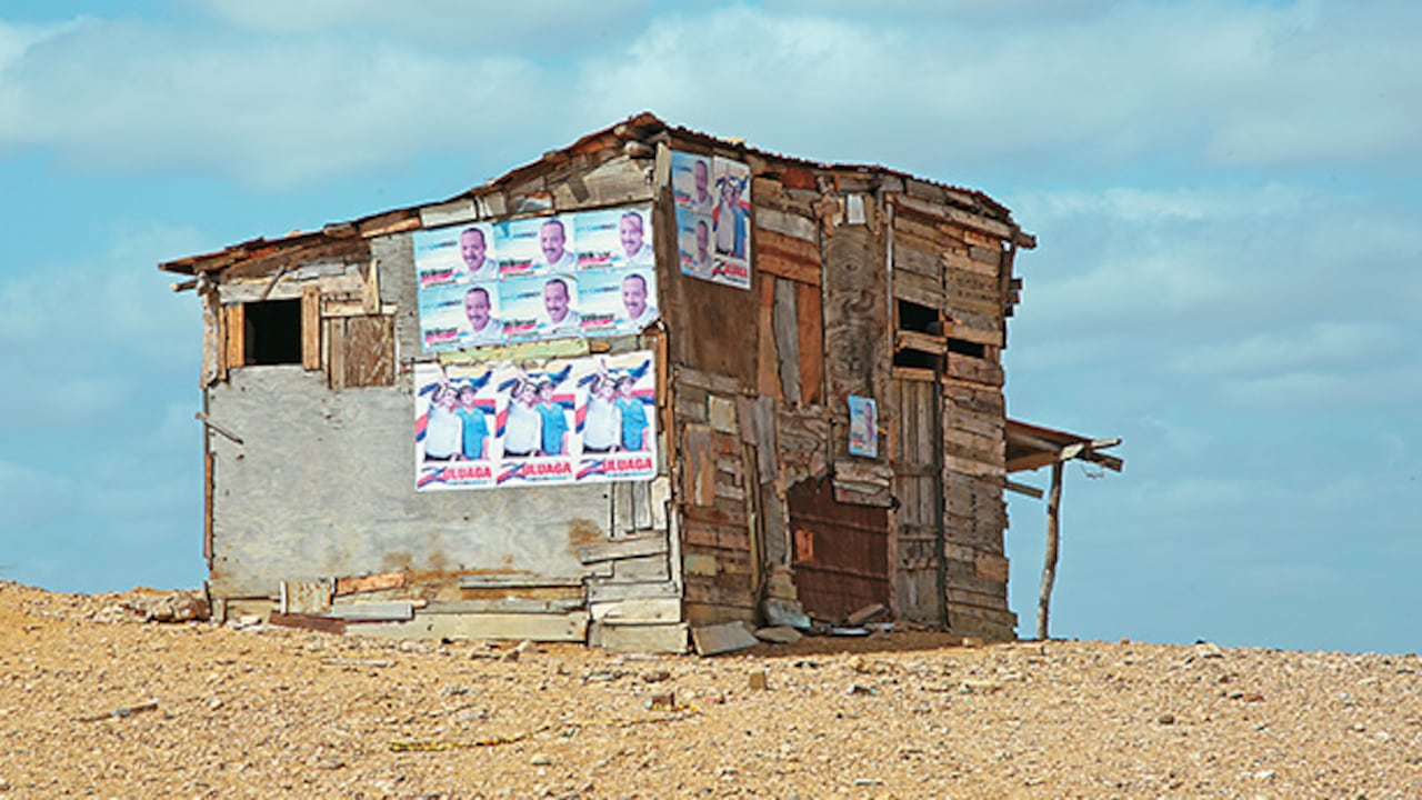 A Puerto Nuevo llega propaganda política, pero nunca el agua ni luz.