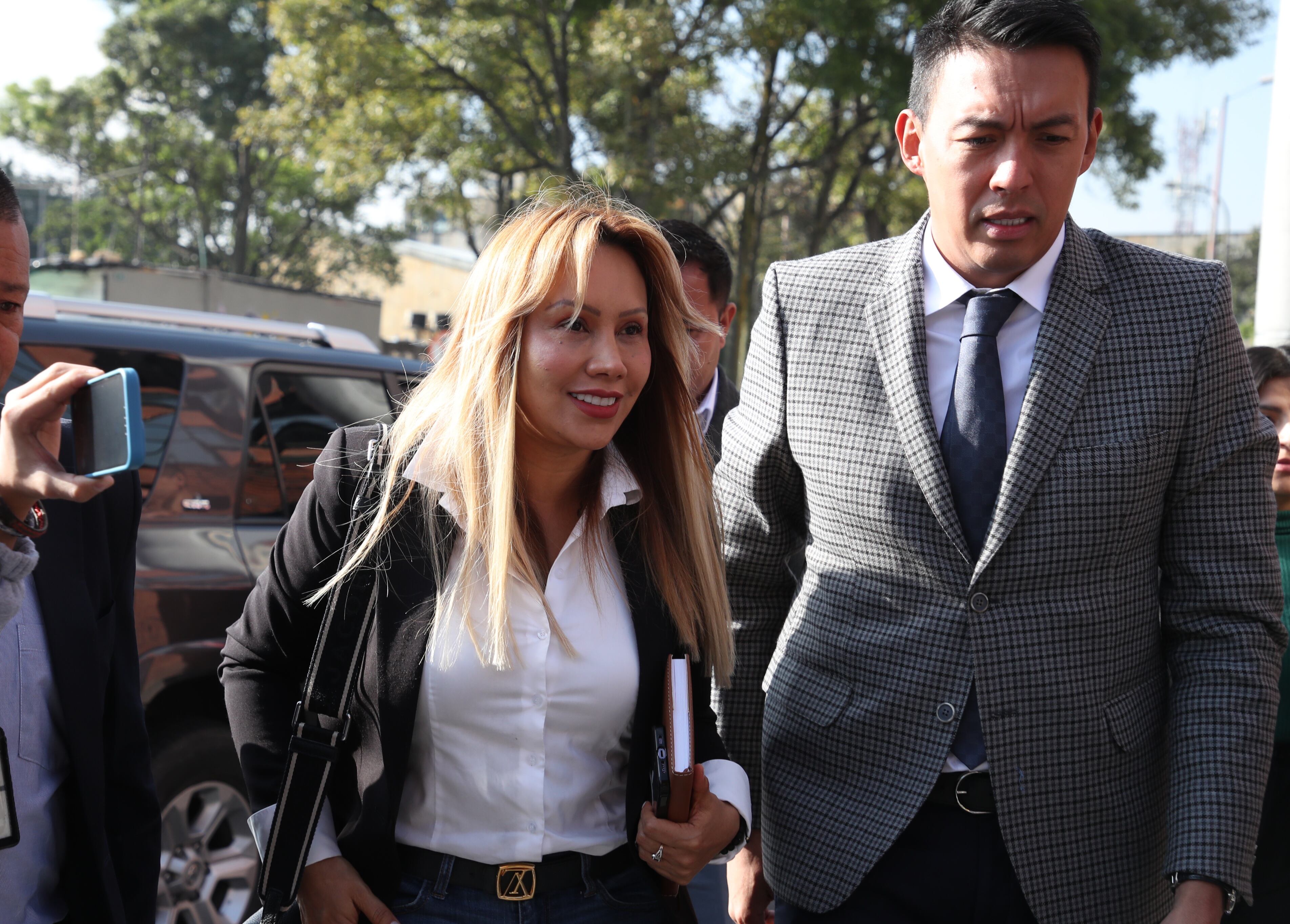 SANDRA ORTIZ - EN PALOQUEMAO