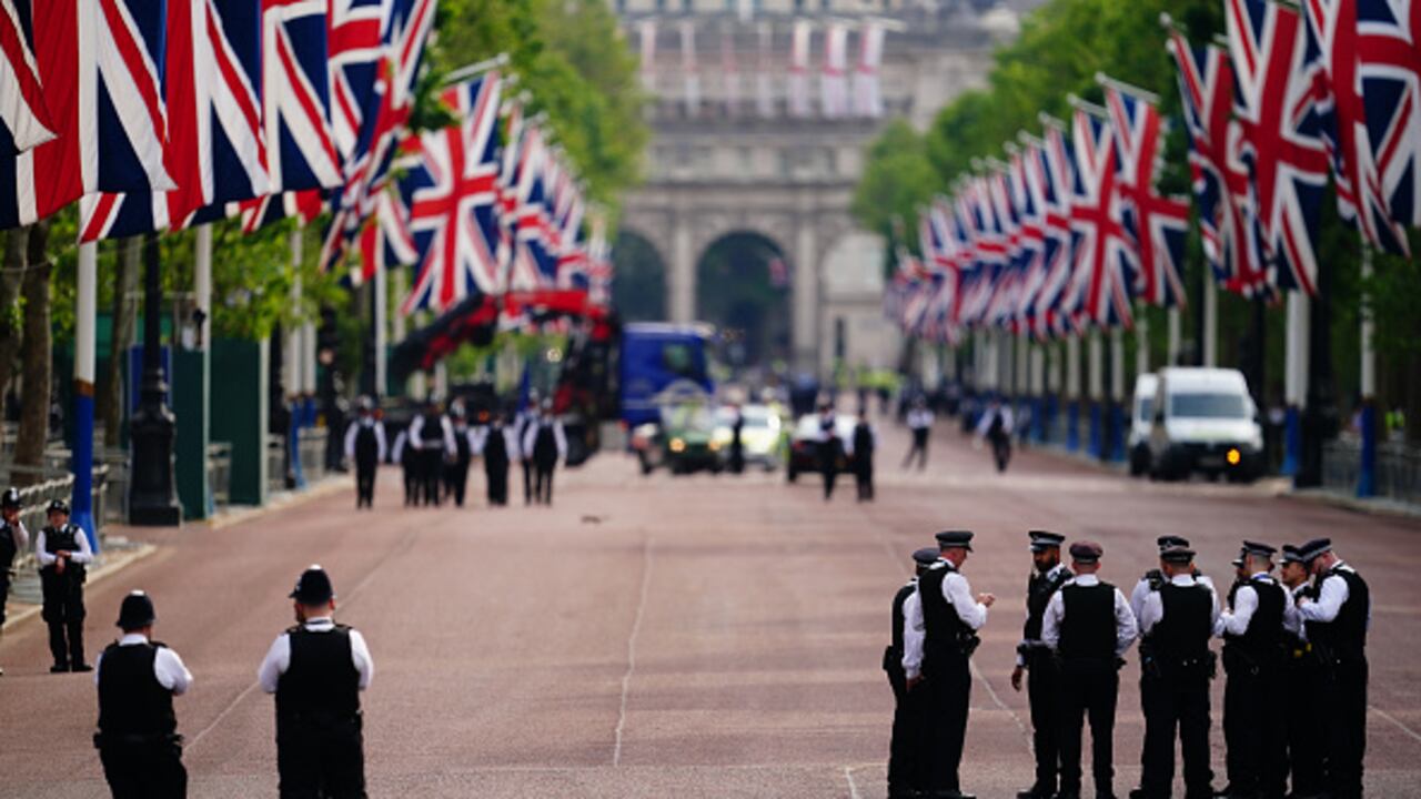 El sistema de asilo británico está congestionado desde hace varios años y el gobierno conservador busca aumentar las medidas para tratar de reducir las llegadas (Photo by Victoria Jones/PA Images via Getty Images)