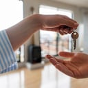 A lo largo de su trayectoria, Compensar ha desarrollado más de 20 proyectos en Bogotá y Cundinamarca, y en los últimos cinco años ha comercializado y lanzado cerca de 30.000 unidades VIS en esta región.