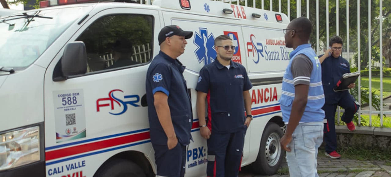 Le ponen la lupa a las ambulancias en Cali para combatir la ‘guerra del centavo’.