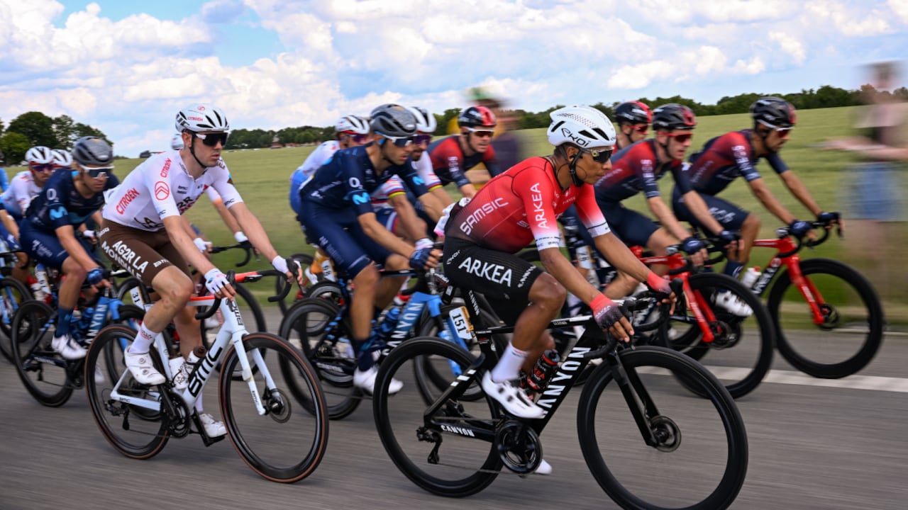 Team Arkea-Samsic team's Colombian rider Nairo Quintana (C) cycles with the pack of riders during the 3rd stage of the 109th edition of the Tour de France cycling race, 182 km between Vejle and Sonderborg in Denmark, on July 3, 2022.
AFP/Anne-Christine POUJOULAT