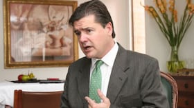 Juan Carlos Vélez, abogado con especialización en Derecho Administrativo y exgerente de la campaña del No en el plebiscito por la paz, sería el encargado de representar a Colombia en Ecuador y contribuir al fortalecimiento de las relaciones bilaterales.