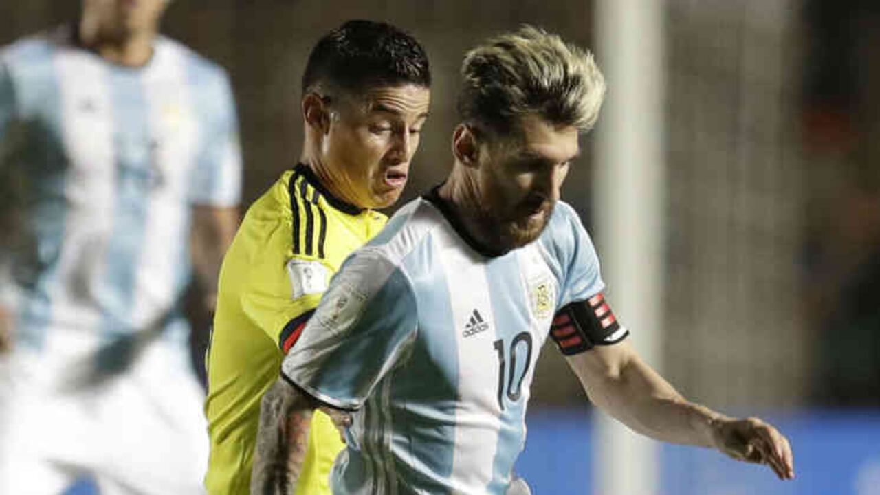 Lionel Messi y James Rodríguez mostraron dos formas de encarar, de liderar, momentos adversos.