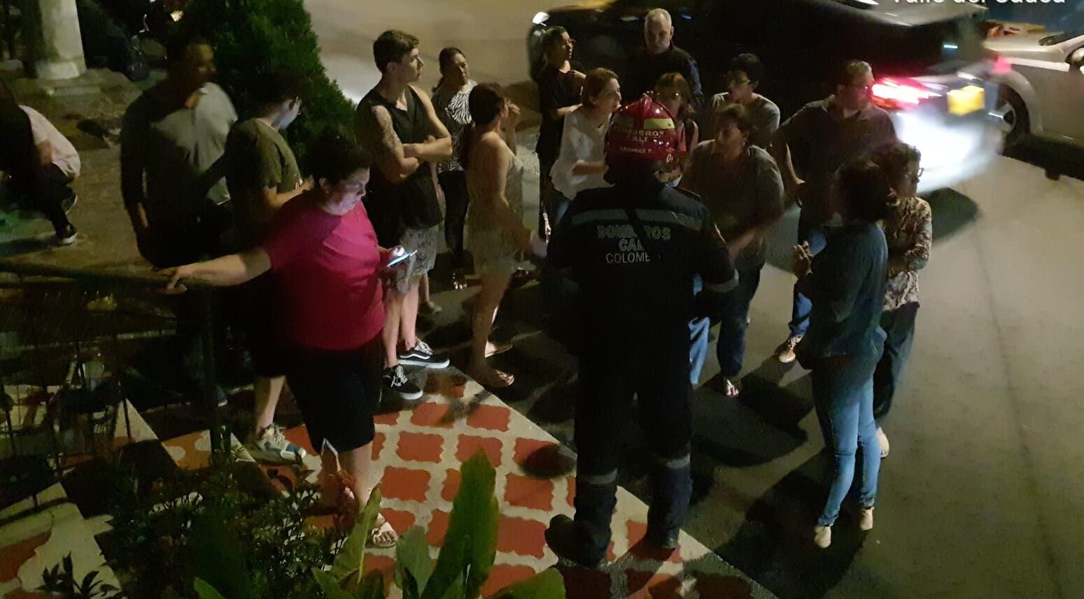 Emergencia en Cali: muro colapsó en construcción y más de 11 apartamentos se vieron afectados.