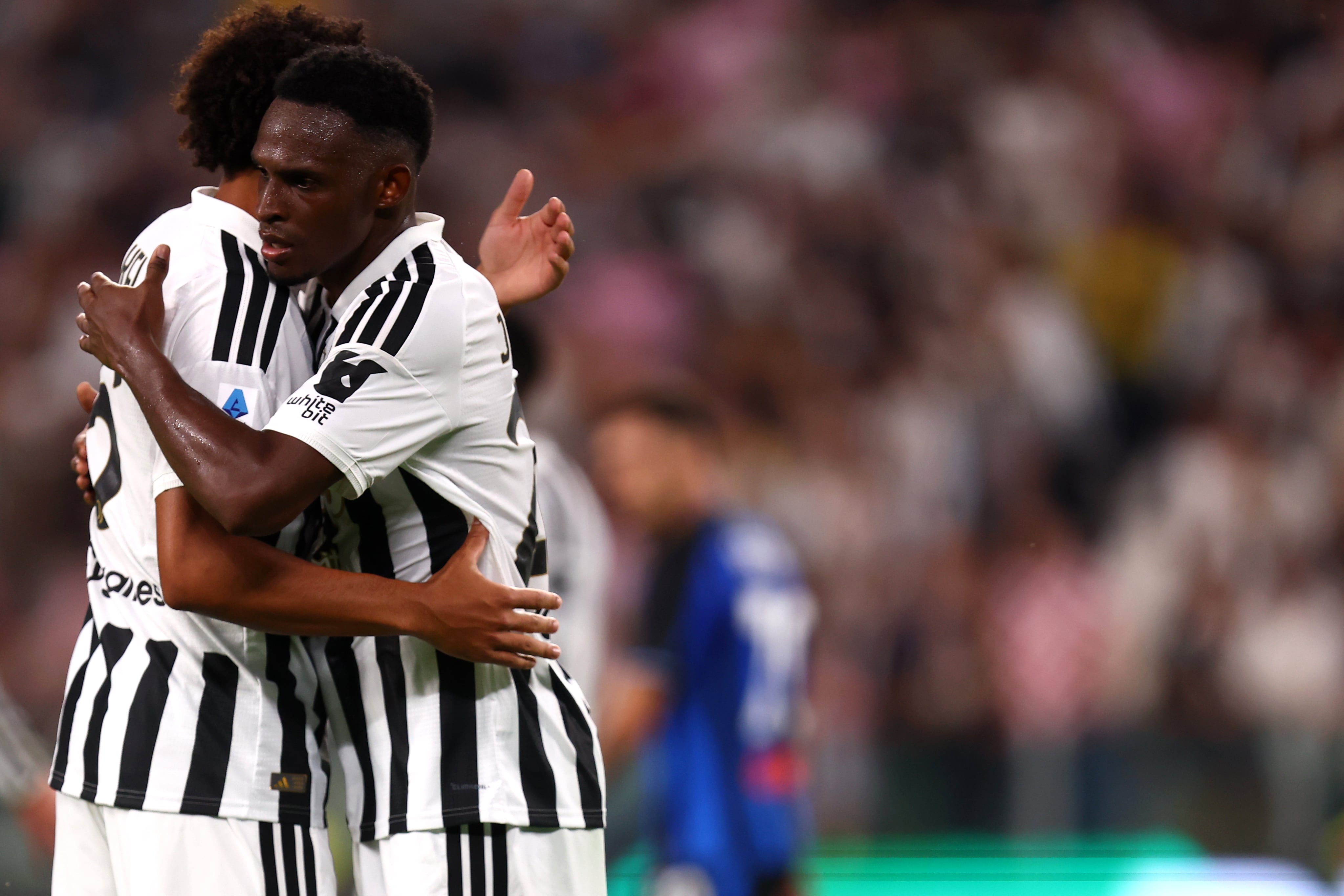 Jhon Lucumí, de la Juventus de Turín en el inicio de la temporada 2026/2027