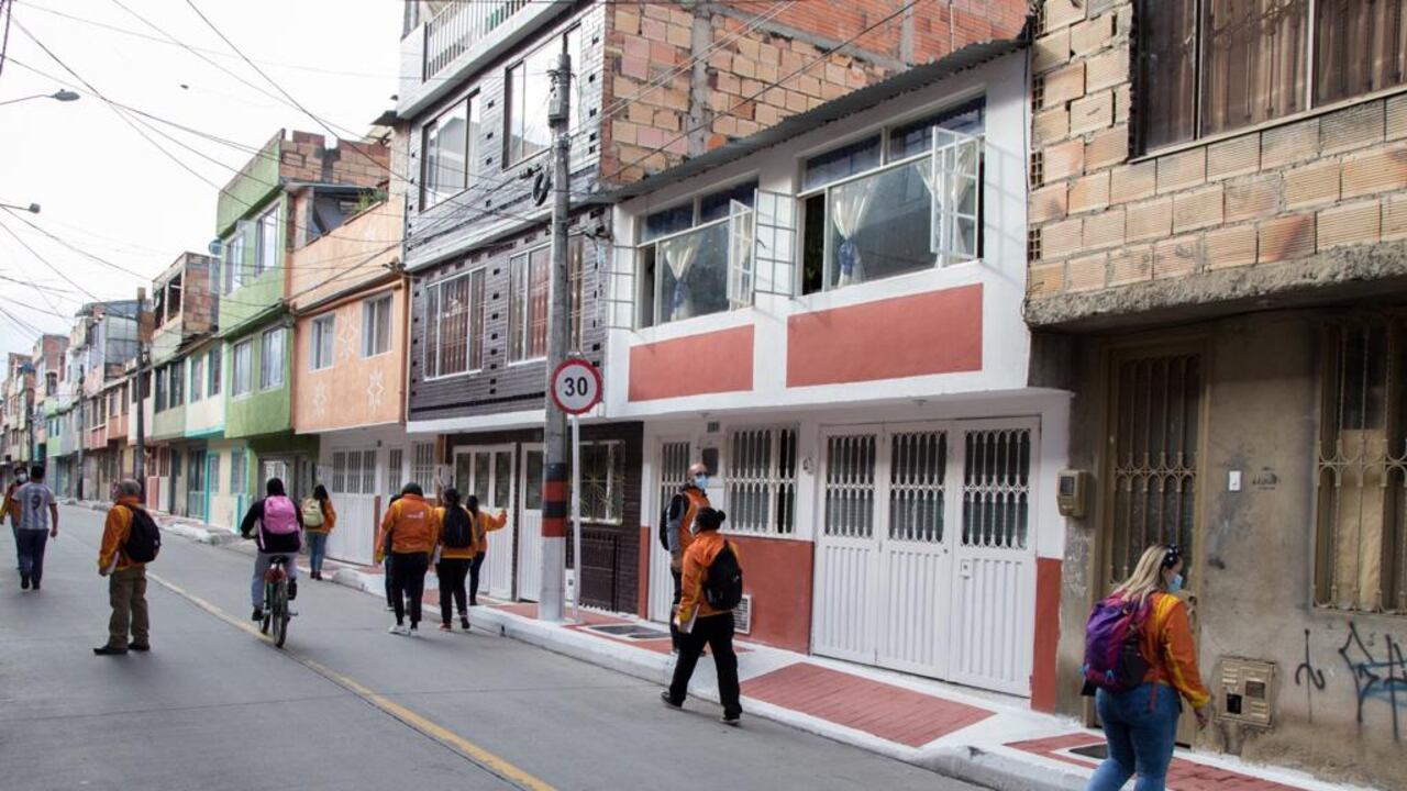 Funcionarios de la Secretaría de Educación realizarán recorridos por barrios de 19 localidades.