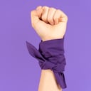 Concepto de feminismo y protesta.