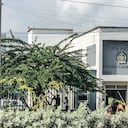 En la estación de Policía de Chambacú, en pleno centro de Cartagena, hay de forma permanente más de 20 policías. Allí ocurrió la violación masiva.