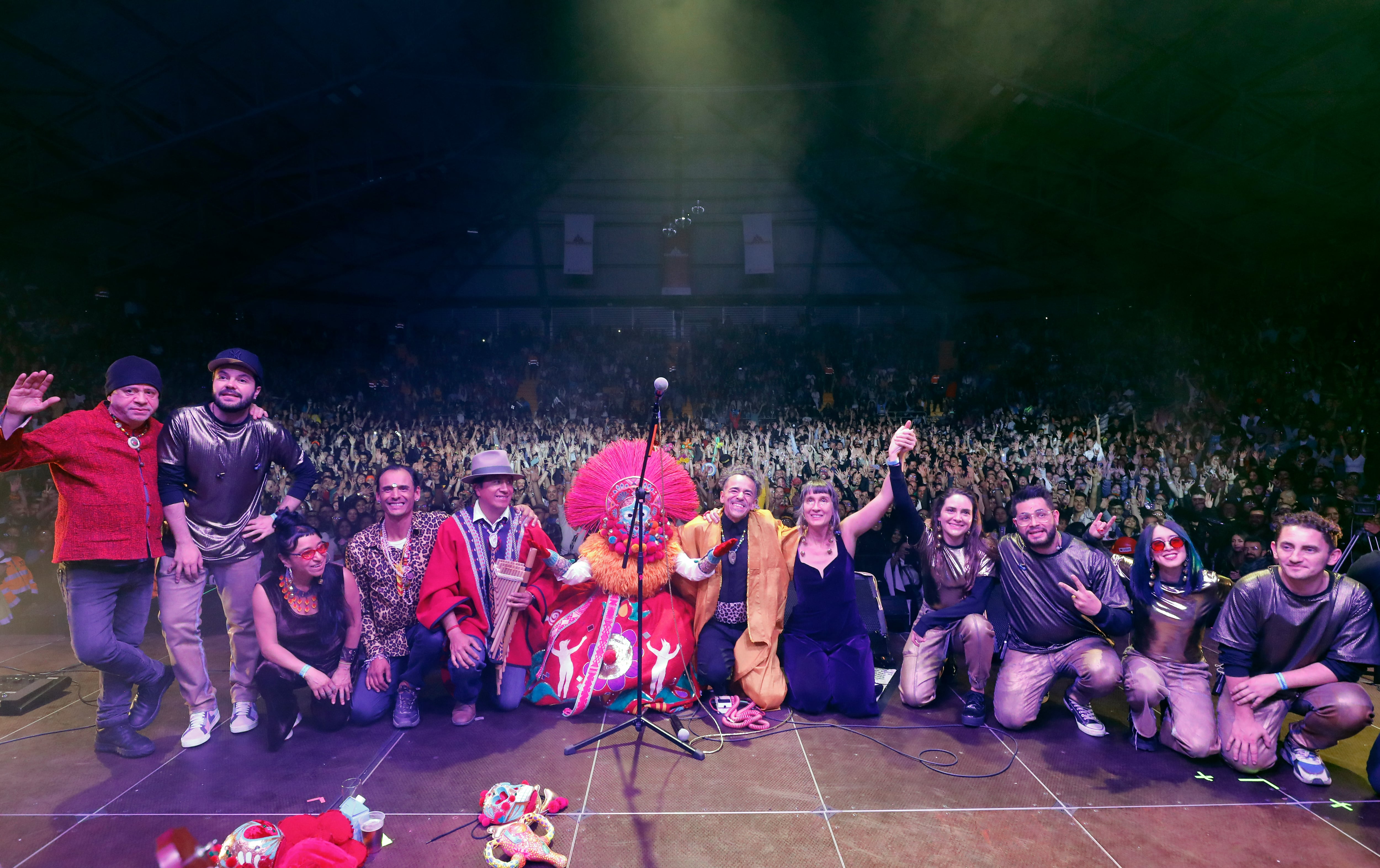 Concierto Aterciopelados 28 años  El Dorado su segundo trabajo de estudio Andrea Echeverri y Héctor Buitrago , junto a Carlos Vives y al cantante de Café Tacvba, Rubén Albarrán
Palacio de los Deportes de Bogotá 
22 de abril de 2023
Foto Guillermo Torres Reina / Semana
