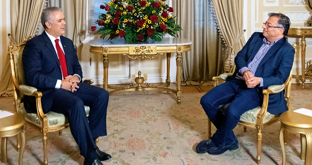 Iván Duque y Gustavo Petro en la Casa de Nariño.