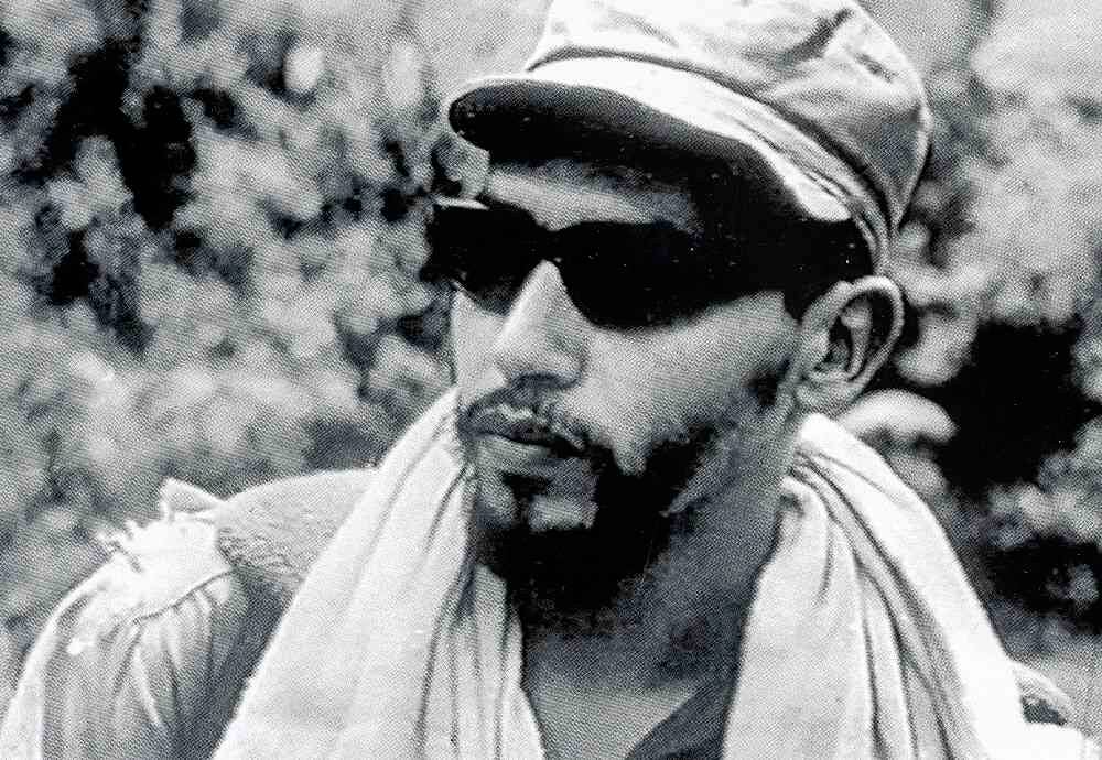 Hernando González Acosta, integrante del Comité Central de la Juventud Comunista, viajó a Marquetalia junto a Jacobo Arenas para colaborar a Manuel Marulanda Vélez durante los combates de la Operación Marquetalia