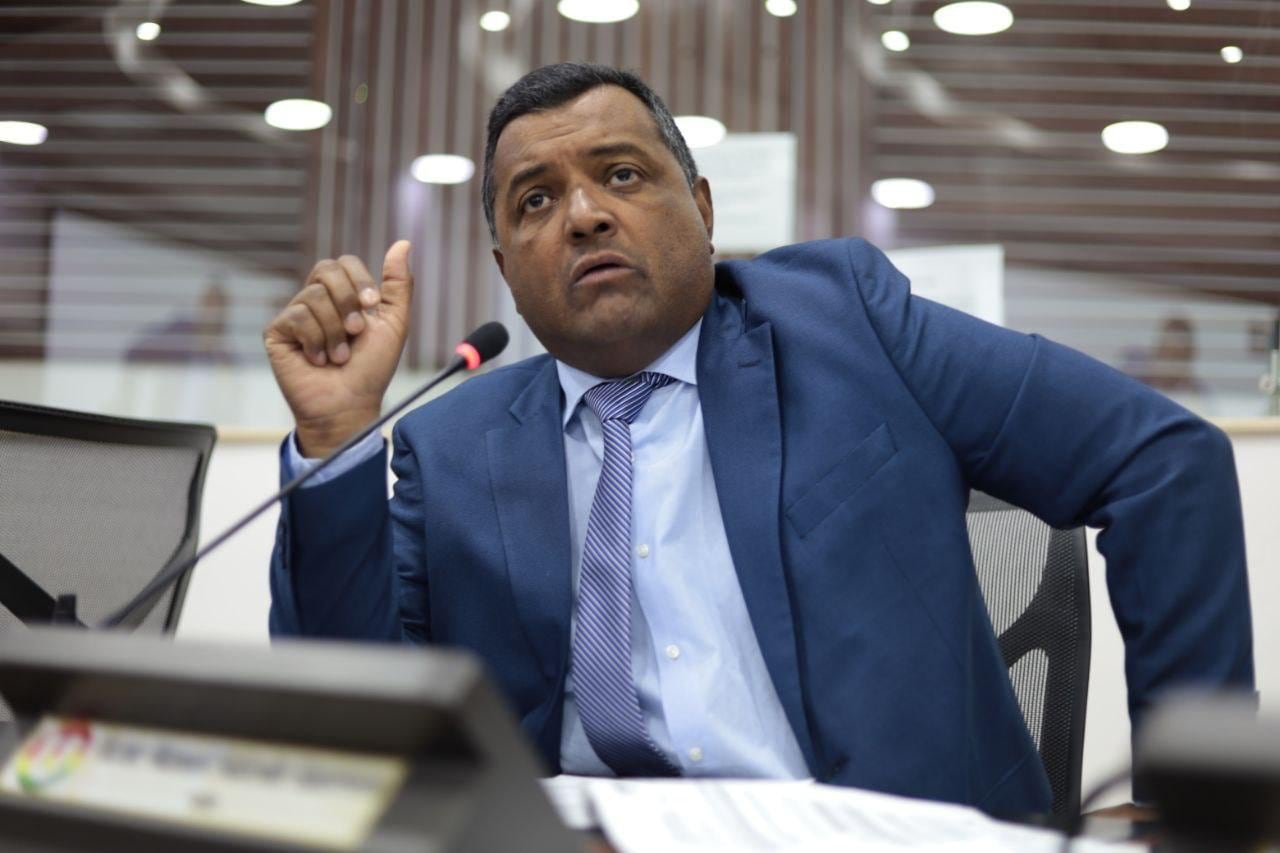 Víctor Salcedo, representante del Partido de la U.