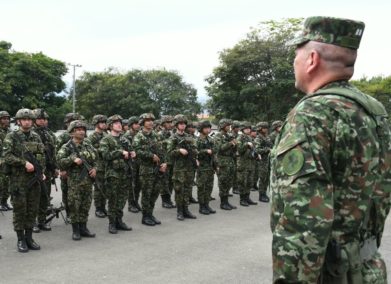 Más de 300 soldados del Ejército llegaron al sur del Valle del Cauca para reforzar las labores de seguridad y control territorial, especialmente en Jamundí.