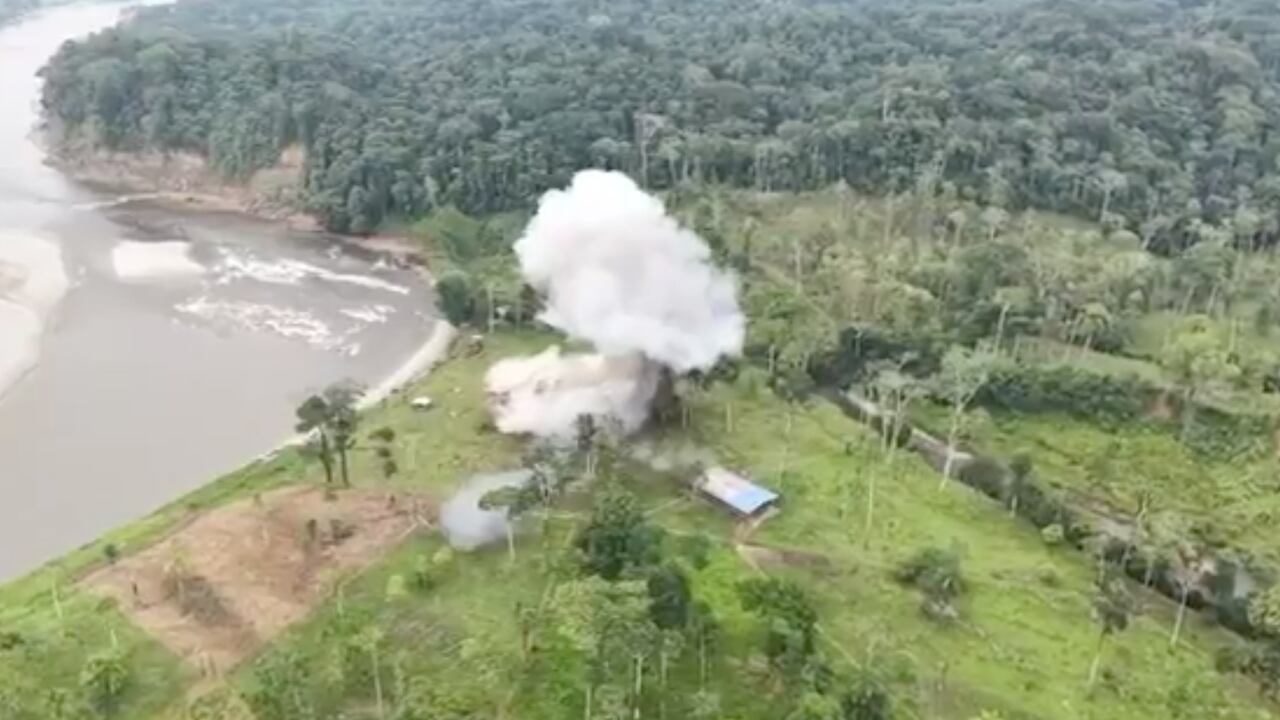 Bombardeo a las Farc