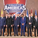 Miembros del Escudo de las Américas junto a Donald Trump.