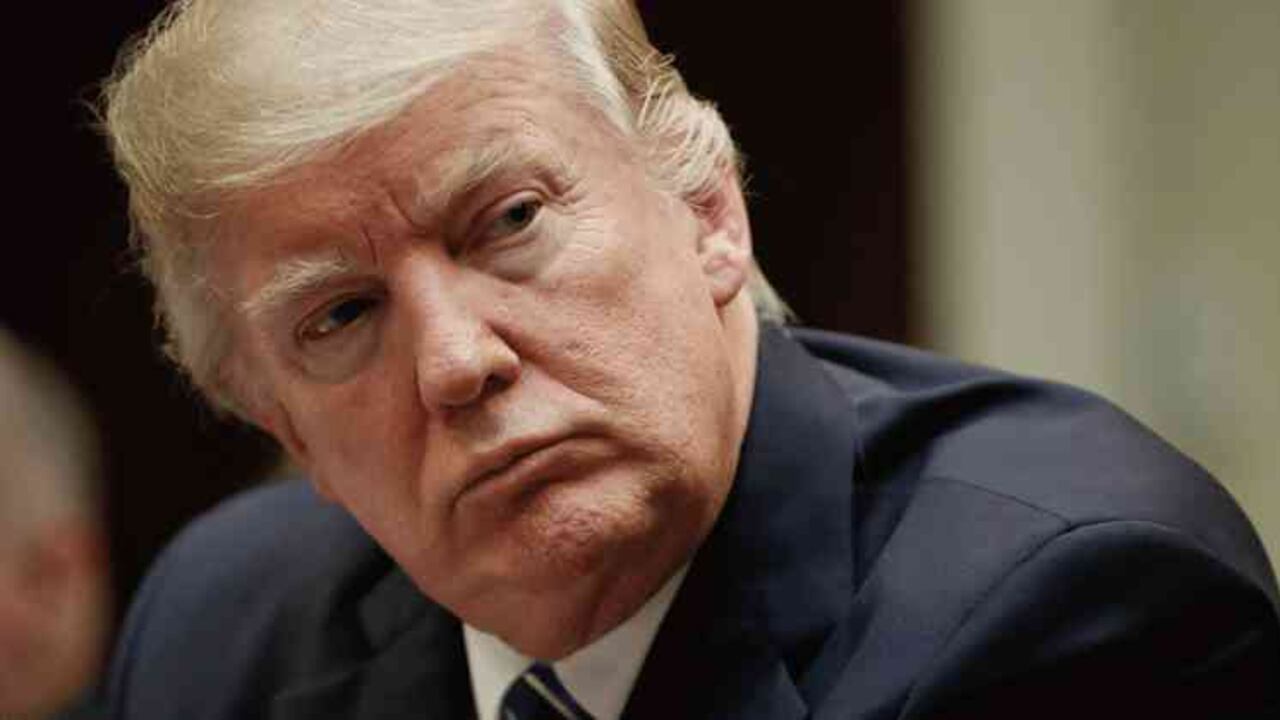 Trump había puesto su prestigio y su poder en esa apuesta y la salida en falso ha abierto un debate en Estados Unidos.