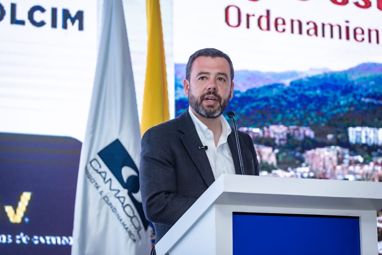 El alcalde Carlos Fernando Galán participó de la Asamblea de Camacol.