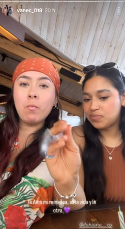 Esta es la última foto que subieron en redes sociales Vanessa Correa y Dahiana Cañas antes de sufrir un accidente en aguas de Newburyport en Estados Unidos.