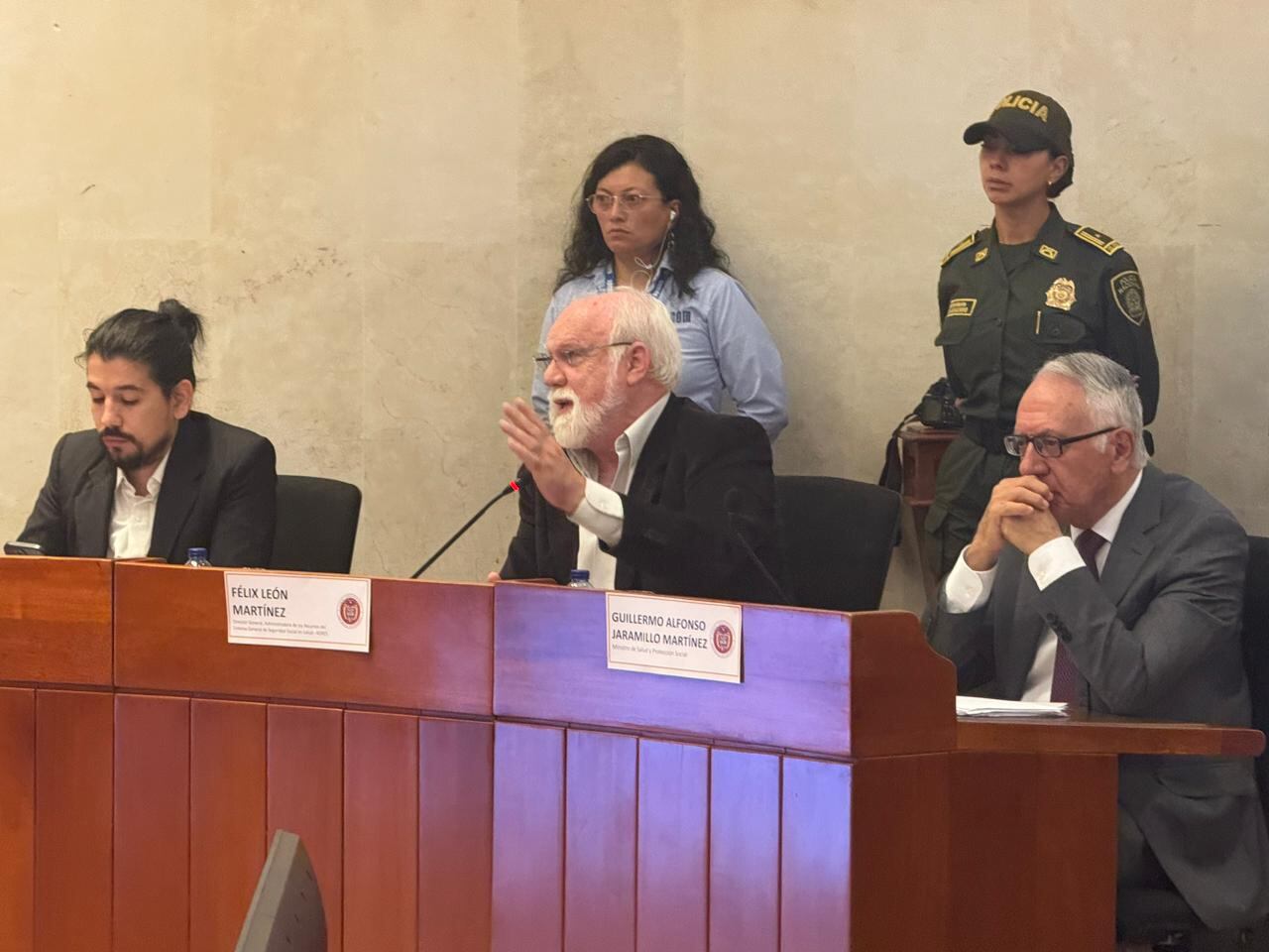 El ministro de Salud, Guillermo Jaramillo; y el director de la Adres, Felix León.