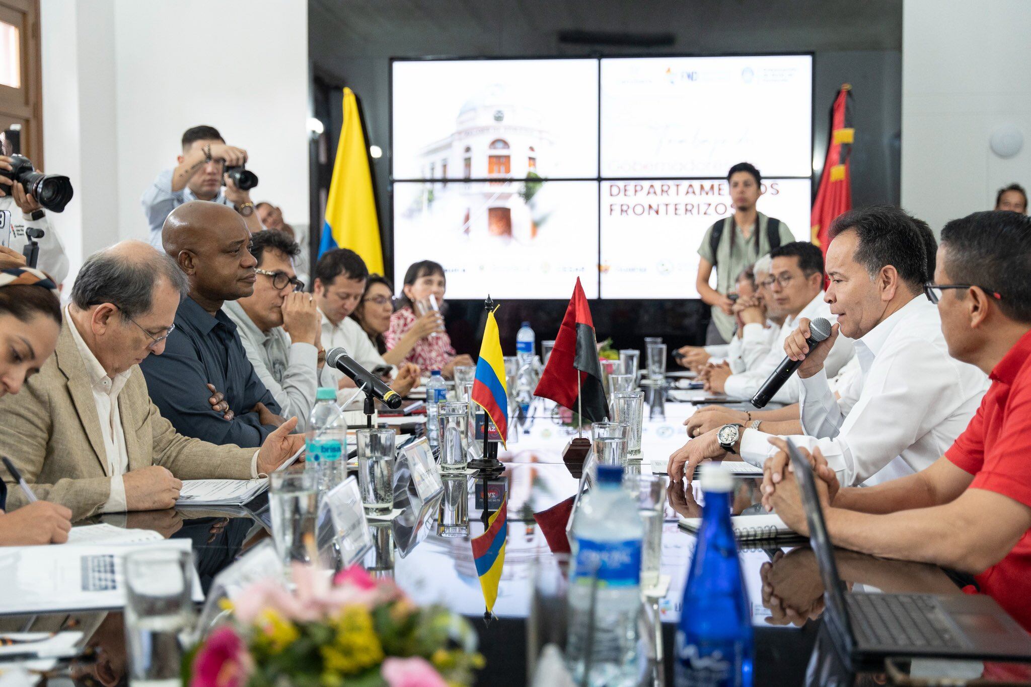 Canciller reunión gobernadores.