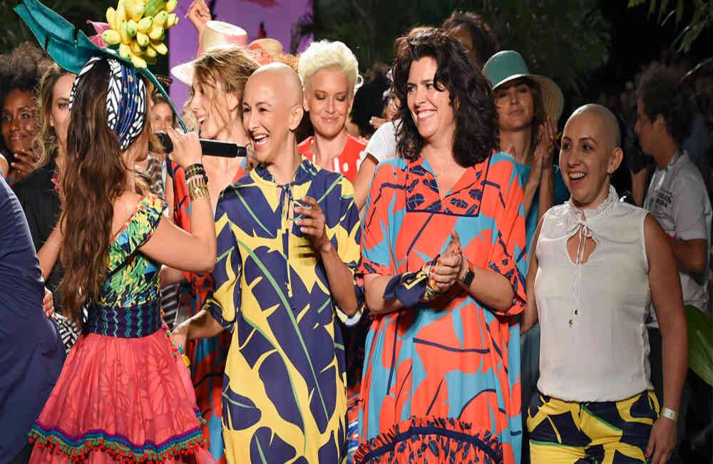 María Luisa Ortiz al cierre de su desfile.