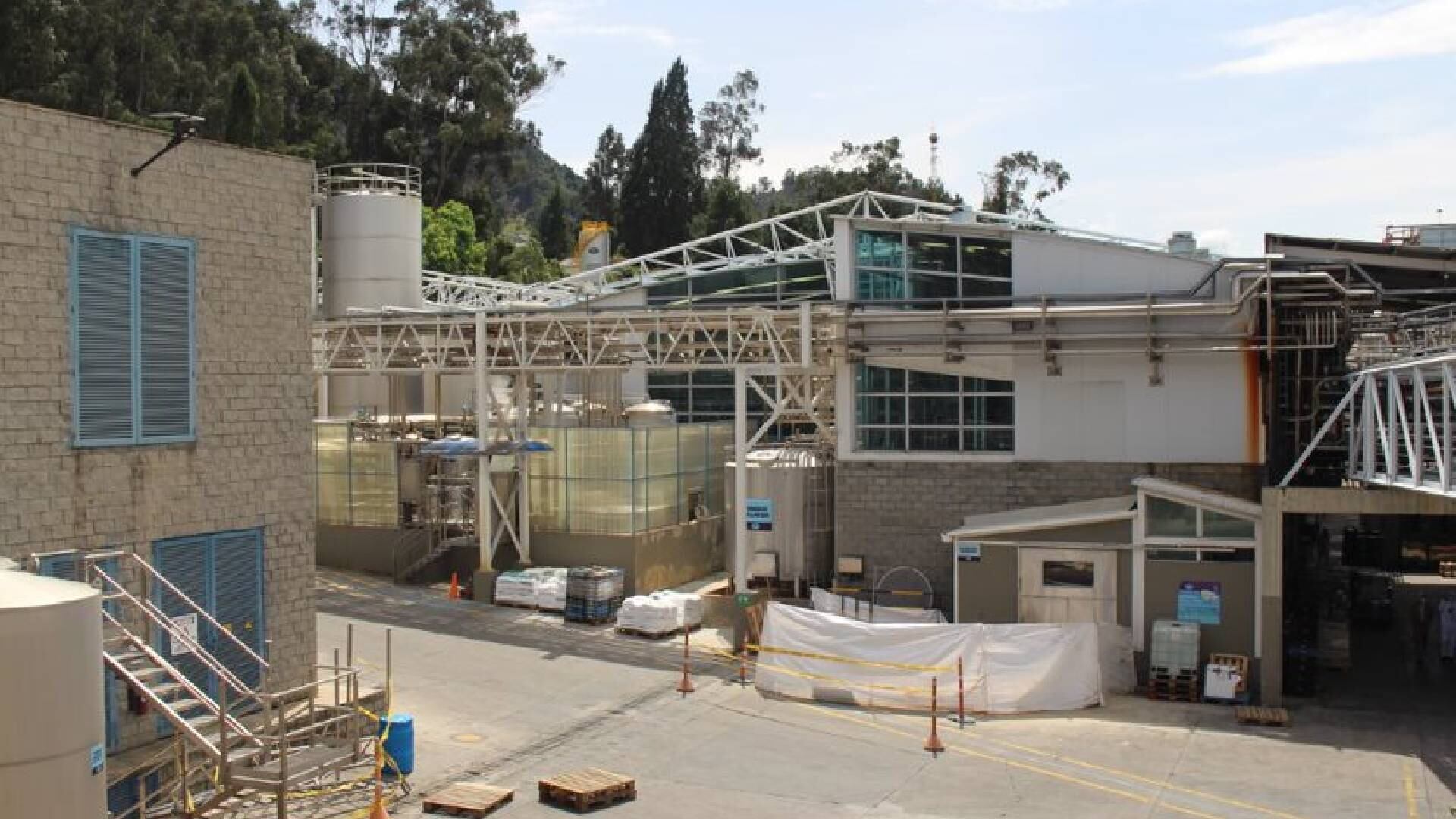 La planta de biogás genera el 18 % de la demanda de energía de Alpina y el 38 % del consumo de su planta de producción en Sopó.